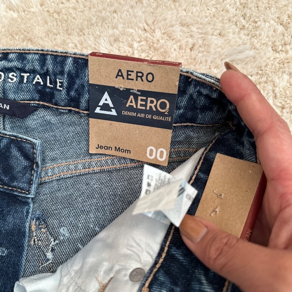 Aeropostale BNWT Mom Jean Two-toned Denim Womens Size 00 - Picture 5 of 11
